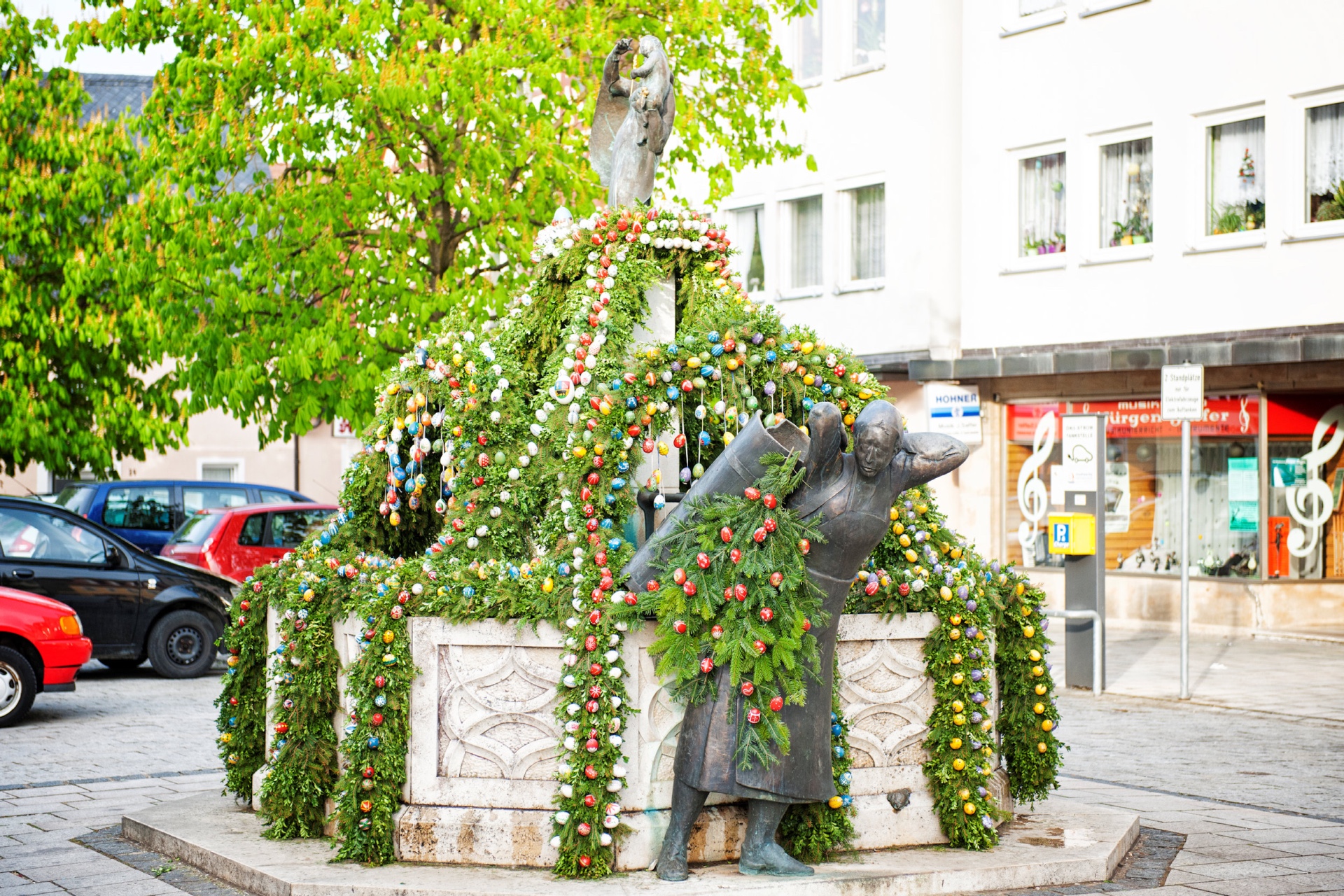 Ebermannstädter Osterbrunnen am Marktplatz