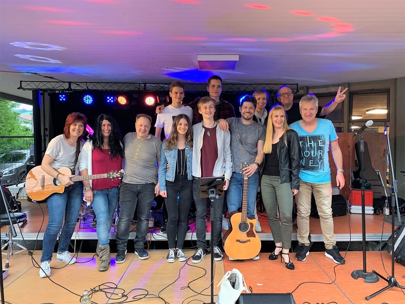 Gruppenfoto der Schulband