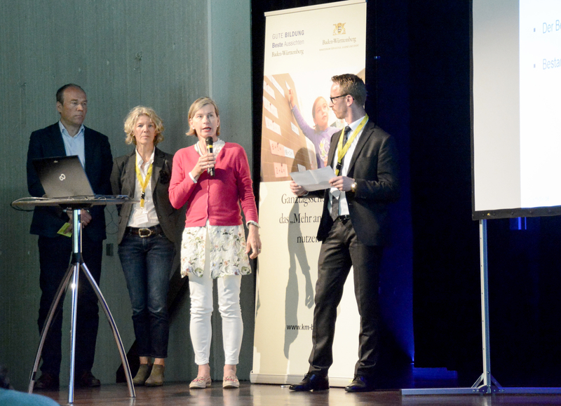 Jede Arbeitsgruppe stellte ihre Ergebnisse dem Plenum vor