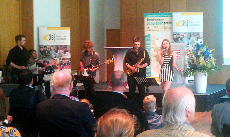 Schulband Ostinato von der Gesamtschule Gießen-West