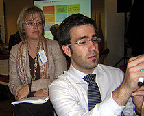 Tobias Helmstorf in der Kleingruppe