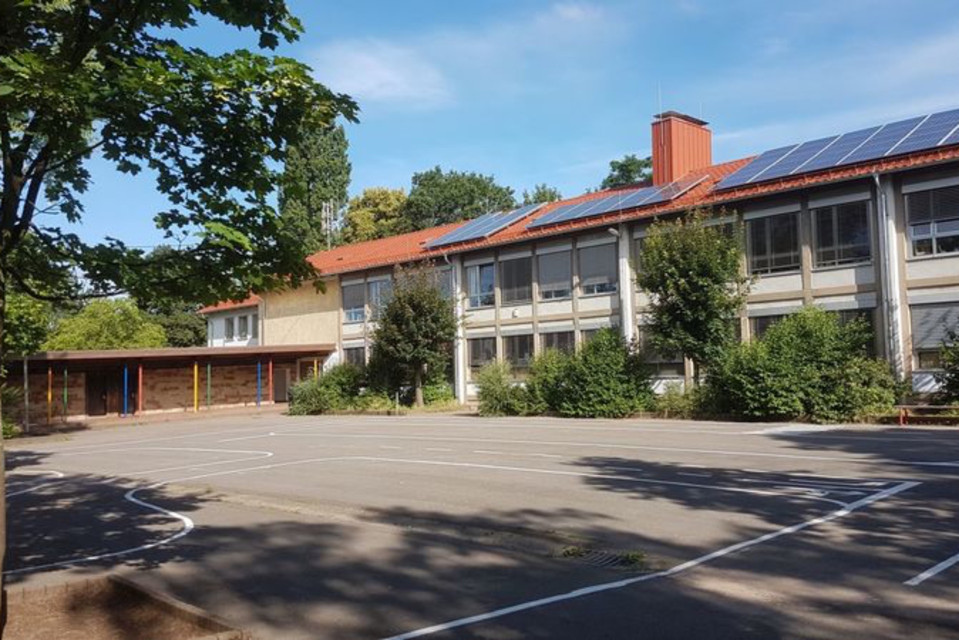 Schulhof