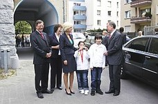 Horst Köhler besucht die Schule