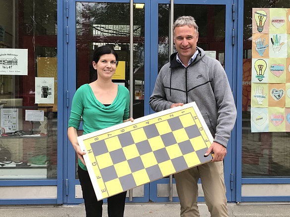 Schulleiterin Stefanie Mleczek und Marco Bode