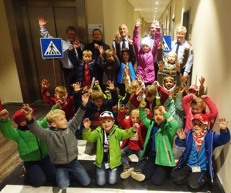 Gruppenfoto beim Verkehrserziehungstag