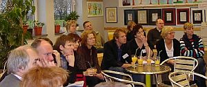 Hospitationsgruppe in der Aula