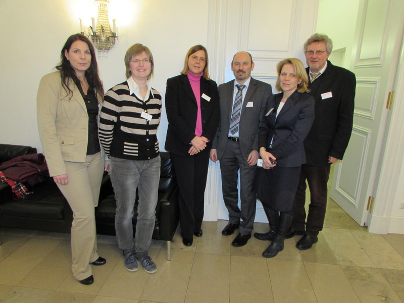 Gruppenfoto der Referentinnen und Referenten