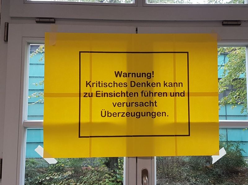 Warnhinweis des Eldenburg-Gymnasiums Lübz