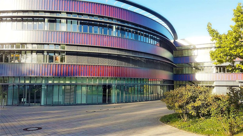 Außenansicht des Neuen Gymnasiums Bochum