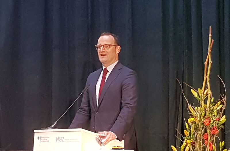 Jens Spahn während einer Rede