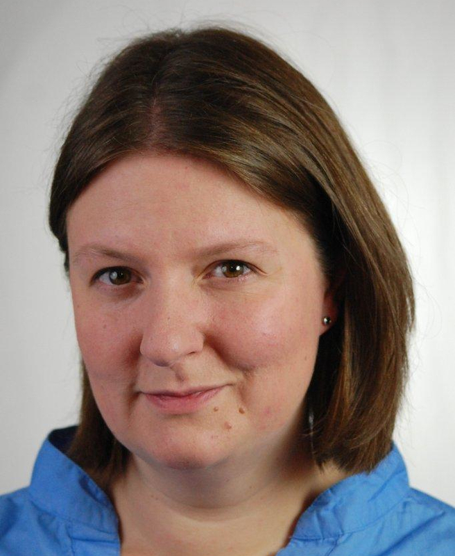 Porträtfoto Stephanie Staudner